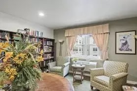 Library-3-279x186